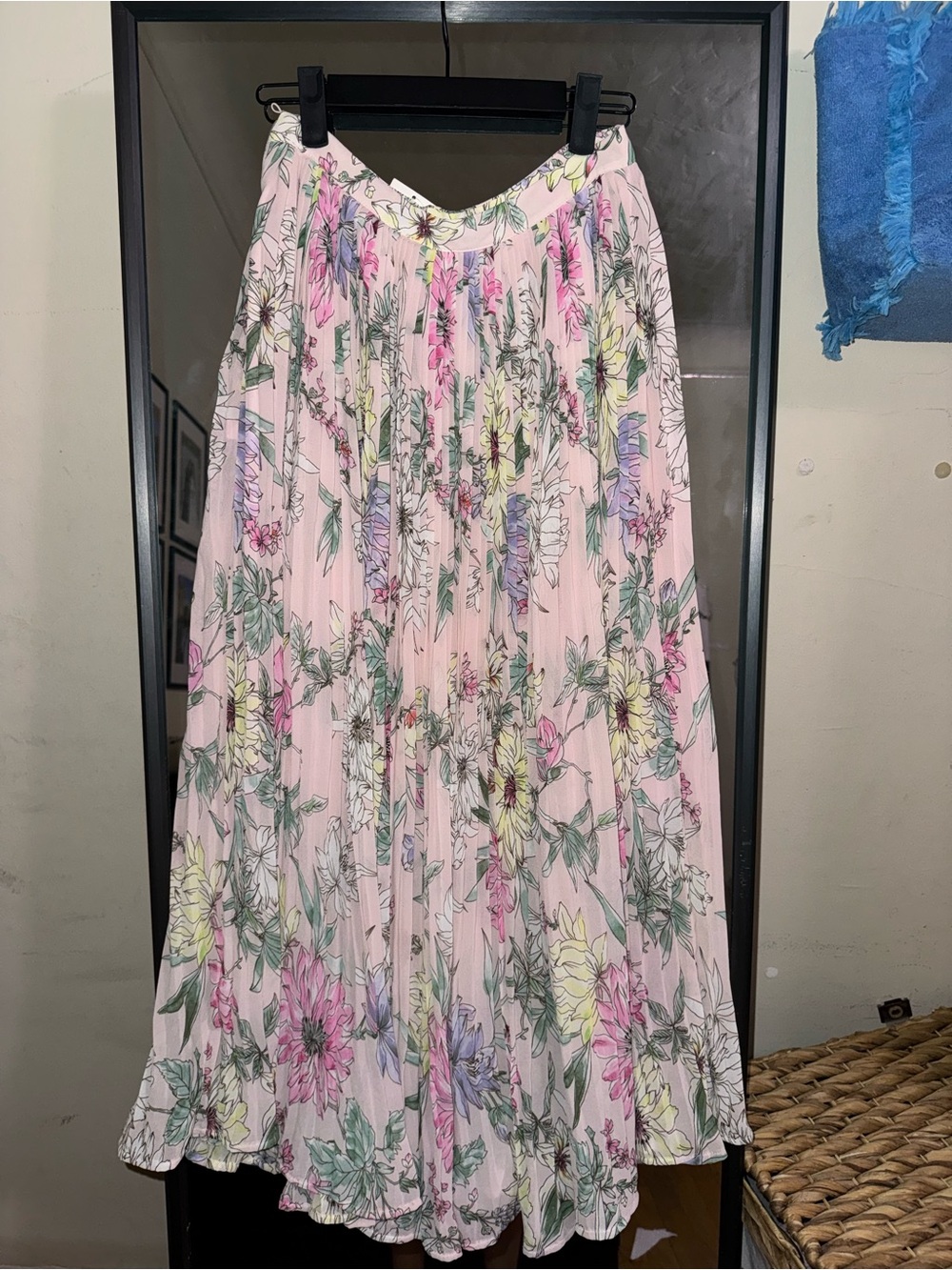 H&M Pink Floral Pleated Maxi Skirt
